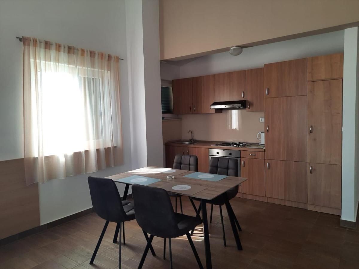Apartments Vukovic Podstrana Eksteriør bilde
