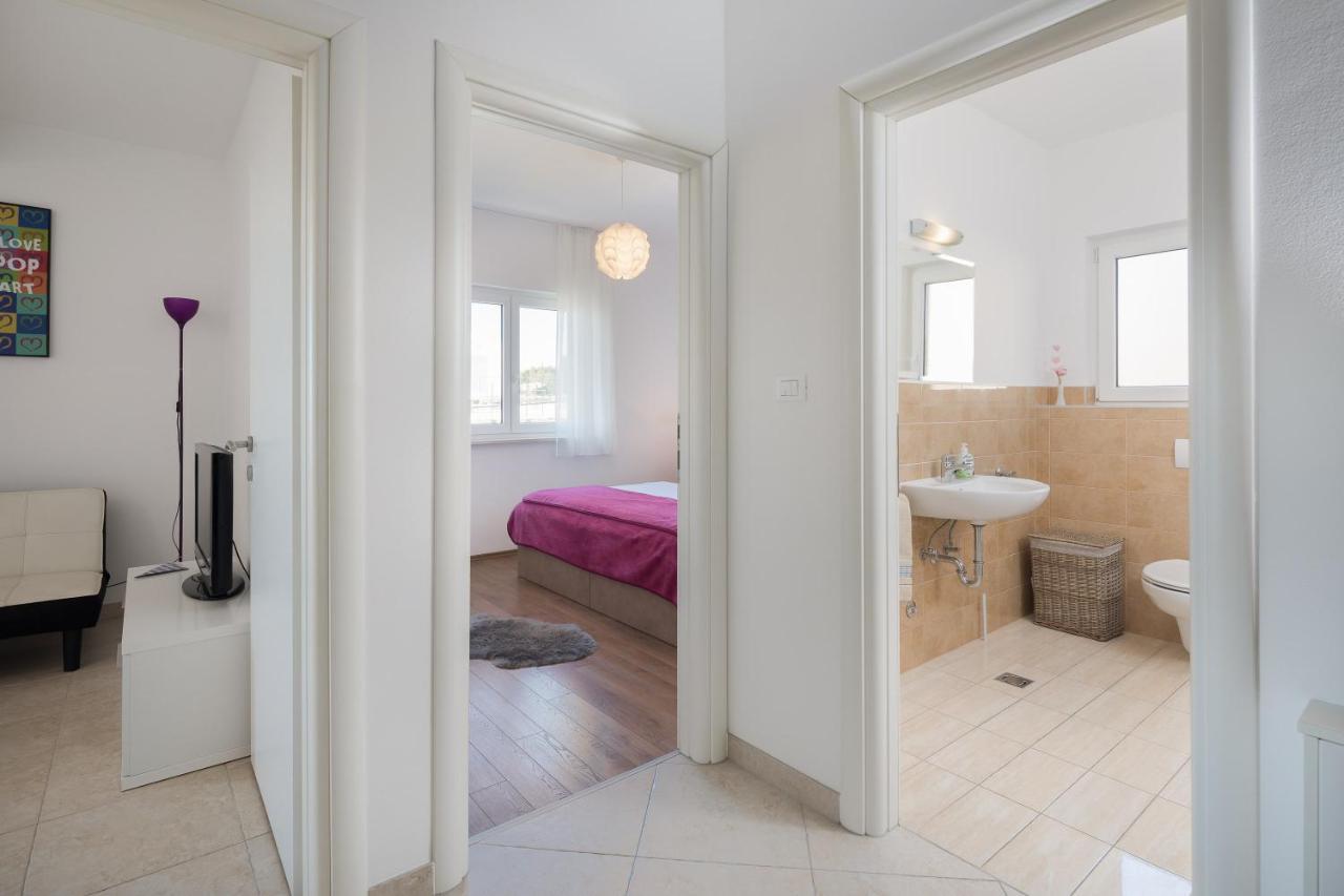 Apartments Vukovic Podstrana Eksteriør bilde